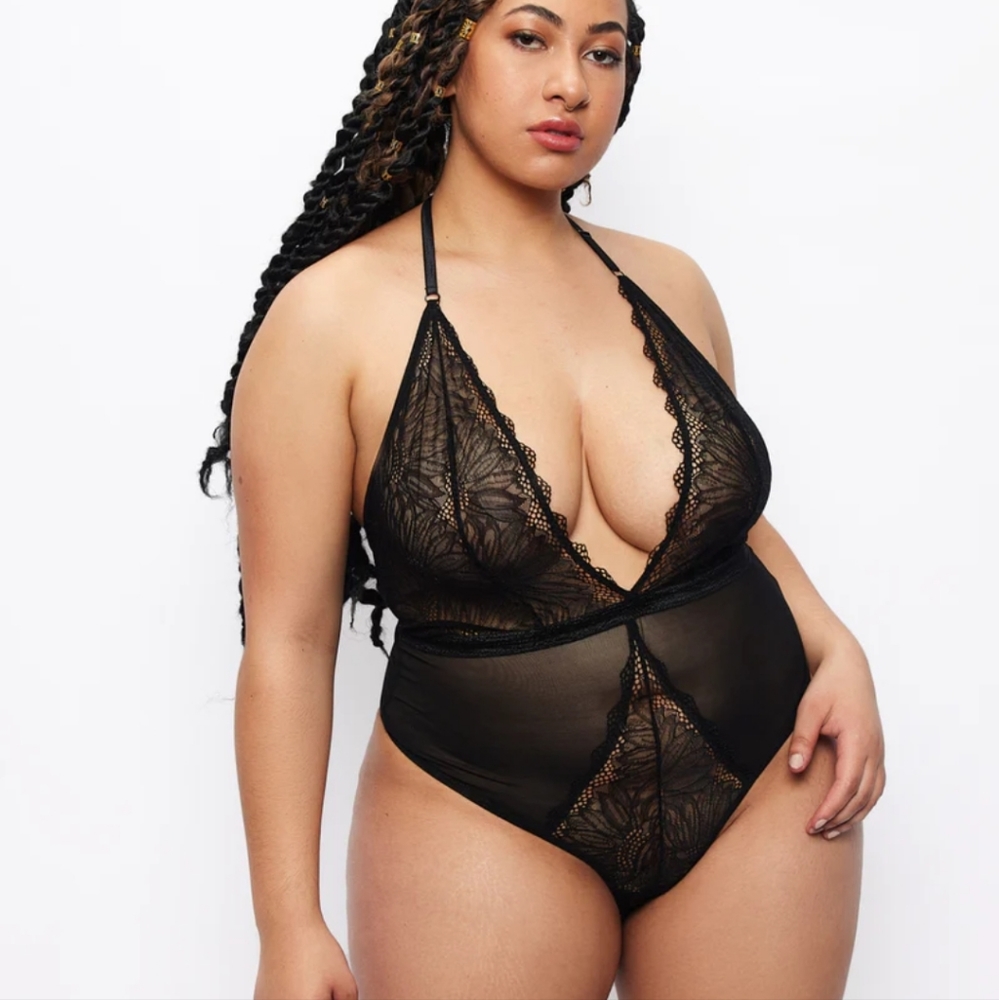 Saffron Floral Lace Teddy Frederick's of Hollywood Size XL